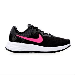 Nike Revolution 6 Next Nature Athletic Shoes